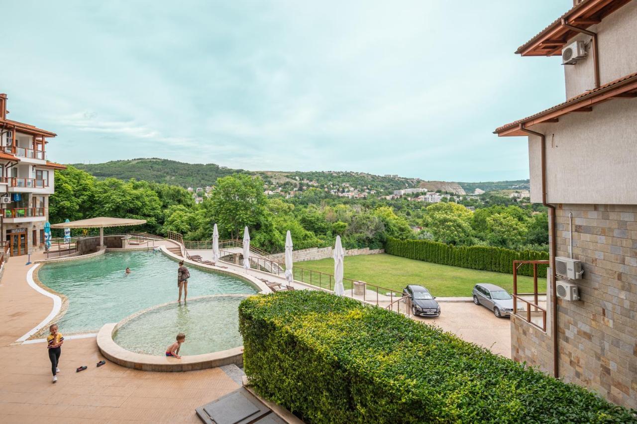 Апартамент За Гости Влади В Комплекс Garden Palace Balchik Extérieur photo